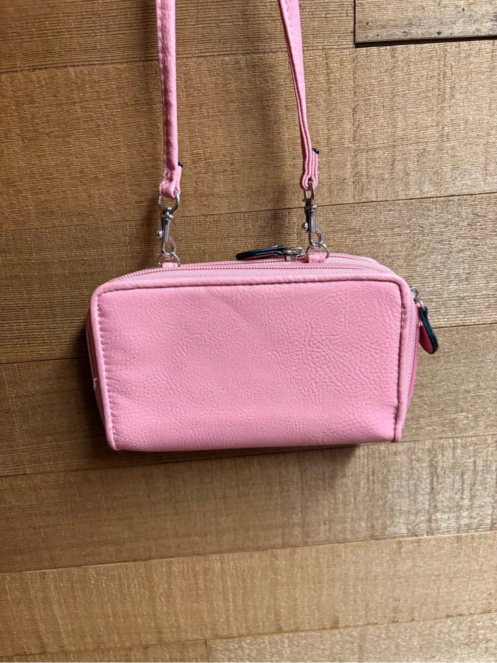 Pink Pebbled Crossbody Wallet Organizer Bag Detachable Strap Silver Hardware